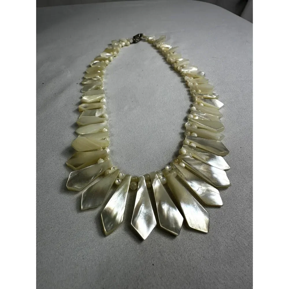 Vintage Mother of Pearl Shell Statement Necklace 16